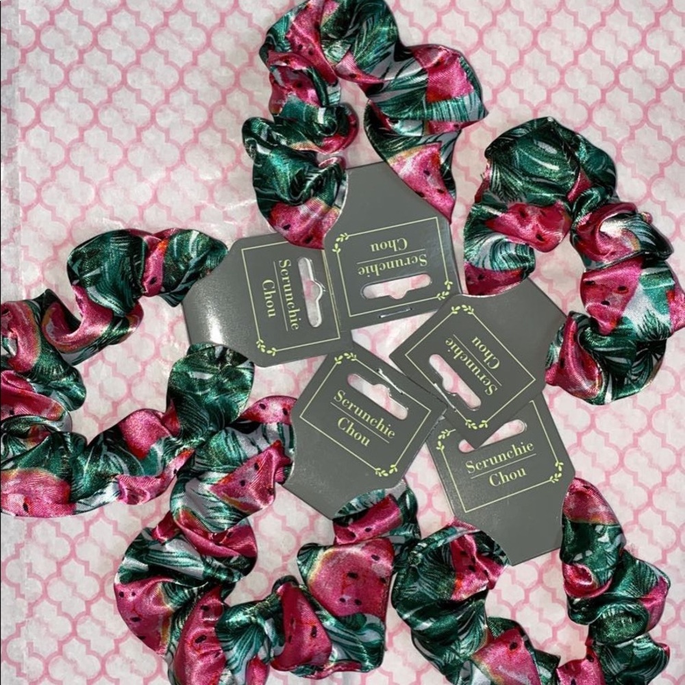 Watermelon scrunchies (new)
